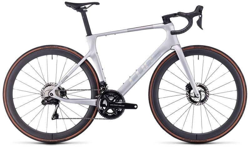 Cube-Agree-C62-SLT-silver´n´black.jpg Cube Agree C:62 SLT silver´n´black